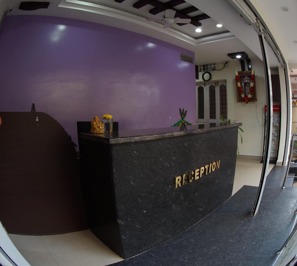 Oyo Flagship 74392 Hotel Mahesh Residency Hajdarabad Zewnętrze zdjęcie